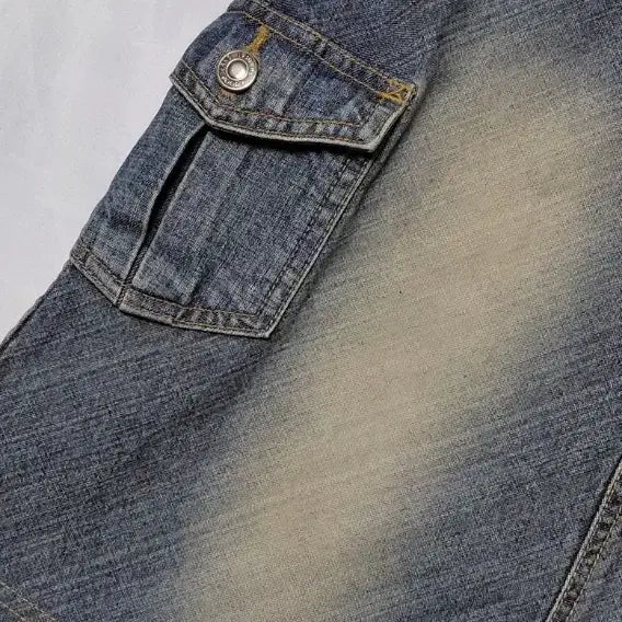 [BUNJANG] Betty Boop Denim Mini Skirt (Size 66) / 할인!! 베티붑(Betty Boop) 정품 카고 데님 미니스커트 (66)