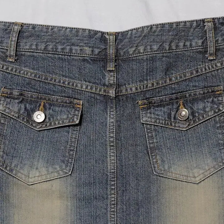 [BUNJANG] Betty Boop Denim Mini Skirt (Size 66) / 할인!! 베티붑(Betty Boop) 정품 카고 데님 미니스커트 (66)