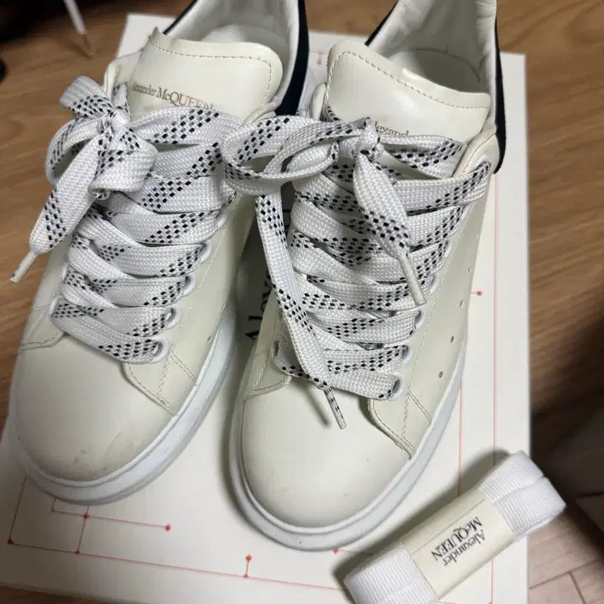 [BUNJANG] Alexander McQueen Oversized Sneakers / 알렉산더맥퀸오버솔