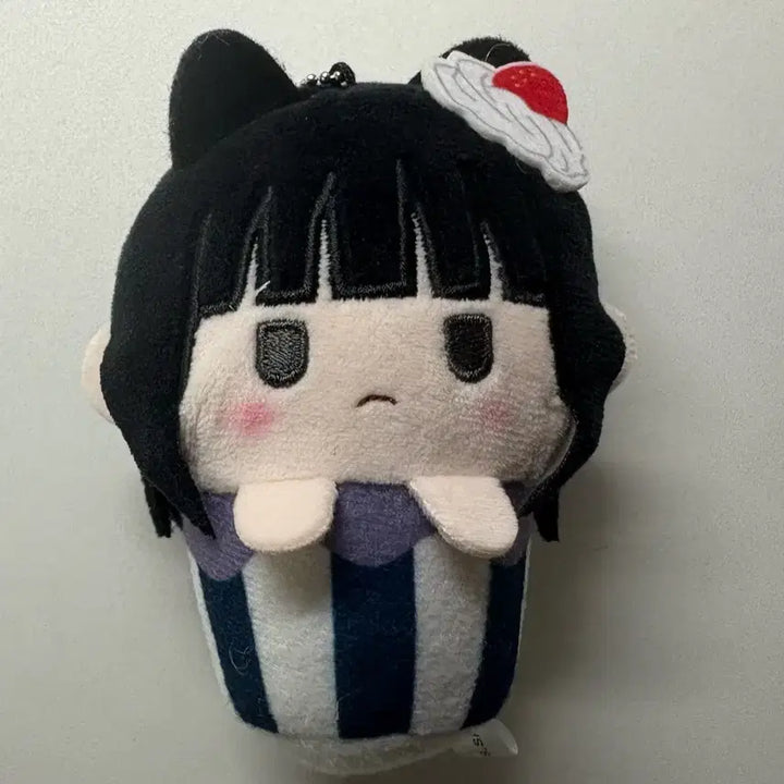 [BUNJANG] Sakamoto Days Osaragi Cupcake Plush / 사카모토 데이즈 오사라기 컵케이크 누이