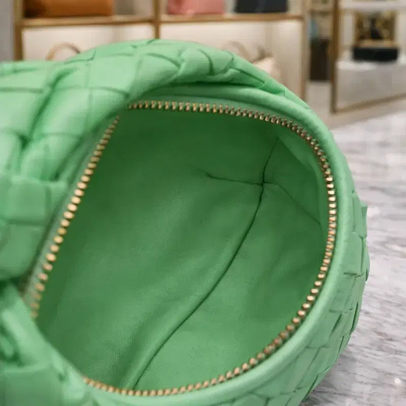 [BUNJANG] Bottega Veneta Jodie Leather Clutch / [S급] 보테가베네타 조디백 레더 캔디 그린 판매합니다!!!