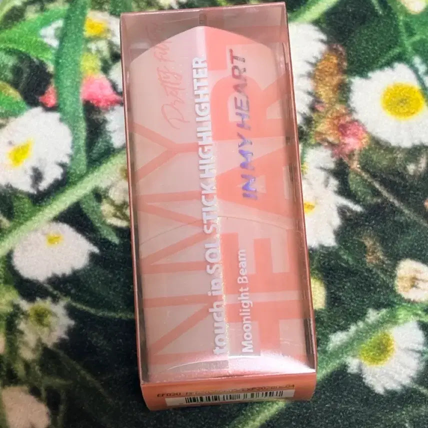 [BUNJANG] Touch in SOL Moonlight Beam Highlighter / 터치인솔 하이라이터 문라이트빔