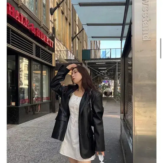 [BUNJANG] Liverary Blazer Leather Jacket / 리브어리 블레이저 레더 자켓