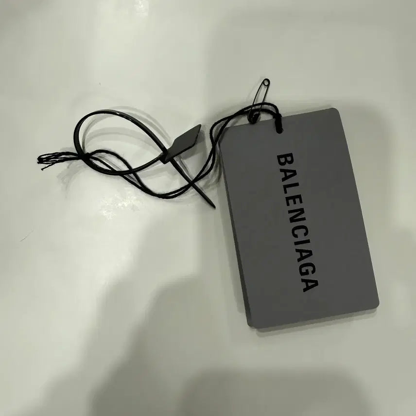 [SOLD OUT] 발렌시아가 로우웨이스트 피티드 바이커 팬츠 M사이즈