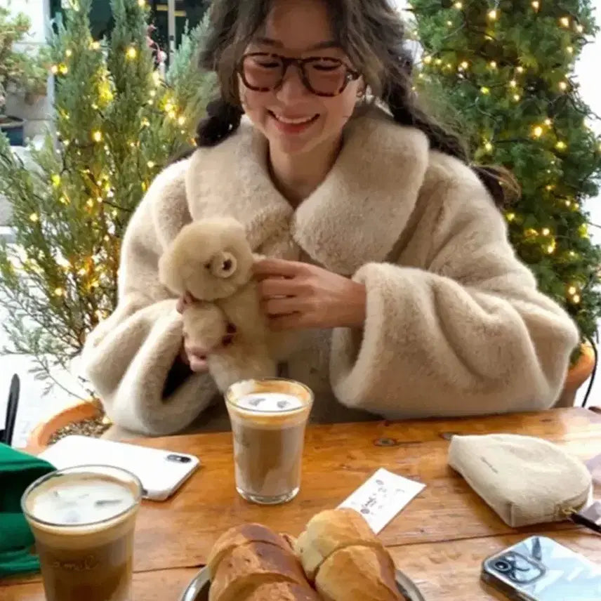 [BUNJANG] Monsta X Ribbon Edit Fur Coat / 모네마켓 / 리본빛 에디트 퍼 코트