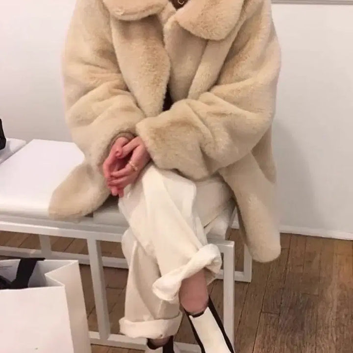 [BUNJANG] Monsta X Ribbon Edit Fur Coat / 모네마켓 / 리본빛 에디트 퍼 코트