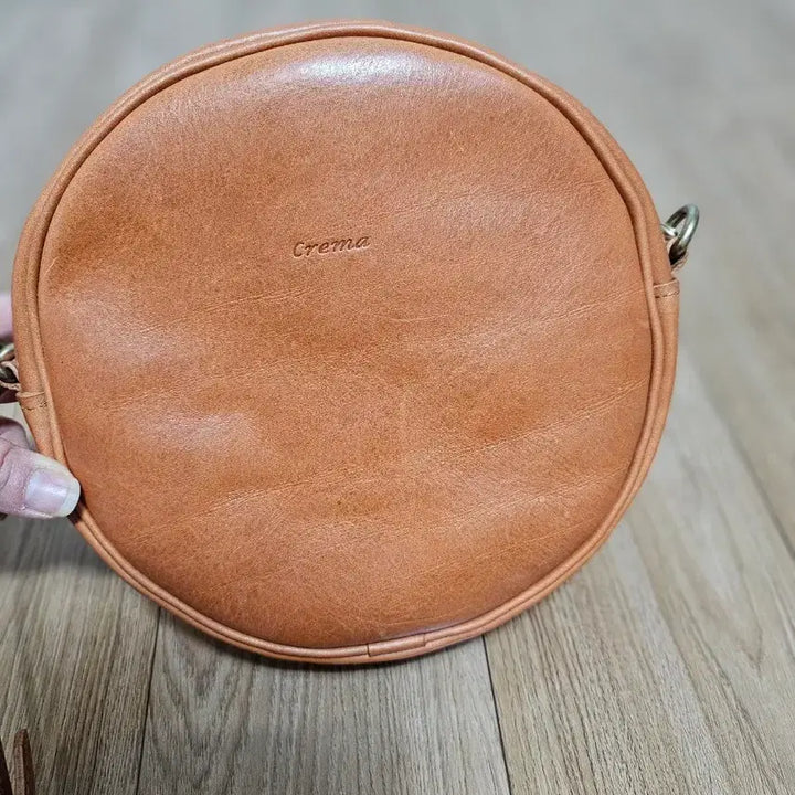 [BUNJANG] Crema Leather Shoulder Bag / 크레마 가죽 팥빵 숄더백