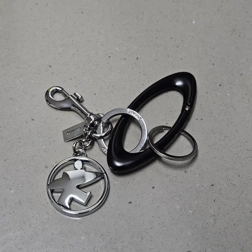 [BUNJANG] Oakley Carabiner + Stussy Surfman Keychain / 오클리 카라비너+스투시 서프맨 키링