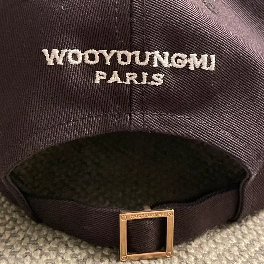 [BUNJANG] Wooyoungmi 2019 Navy Logo Cap / 우영미 볼캡 19년도 제품