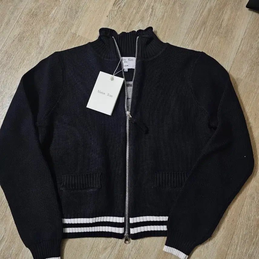 [BUNJANG] Matinkim Black Knit Zip-Up Cardigan S / 마뗑킴 블랙 니트 집업 가디건 S