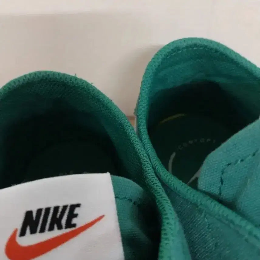 [BUNJANG] Nike Court Legacy Canvas Sneakers (280) / 나이키 코트 레거시 캔버스 운동화 (280)