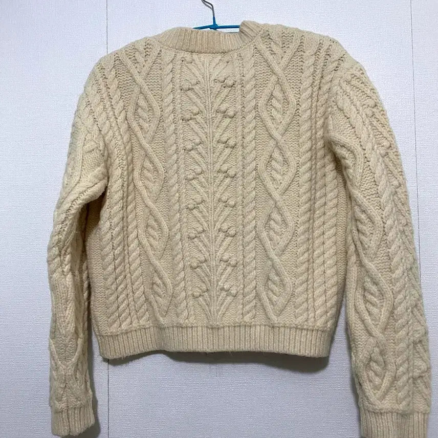 [BUNJANG] Rola Rola Toggle Button Cardigan 23FW / 로라로라 토글 버튼 가디건 23FW