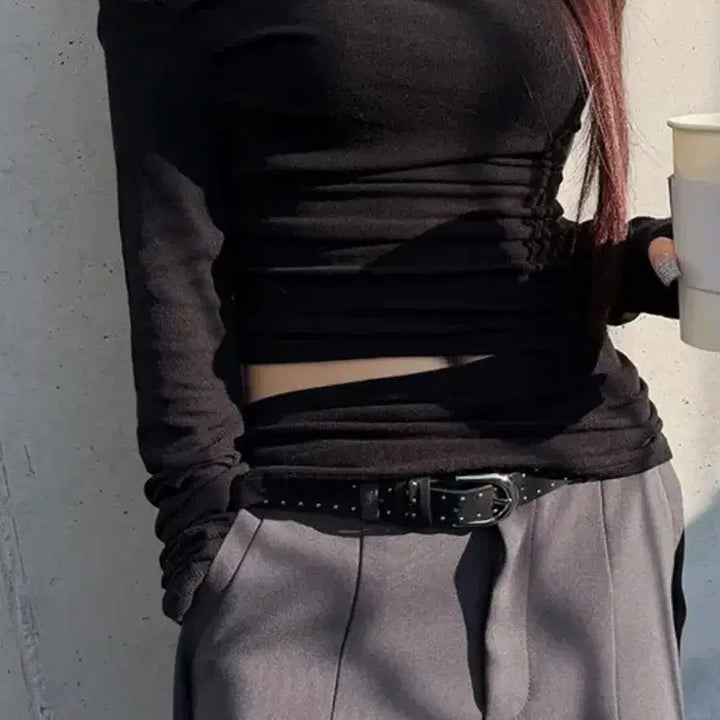 [BUNJANG] Muse Seoul Off-Shoulder Slit Long Sleeve T-Shirt - Black / 뮤즈서울 스트랩 오프숄더 트임 긴팔 티셔츠 블랙