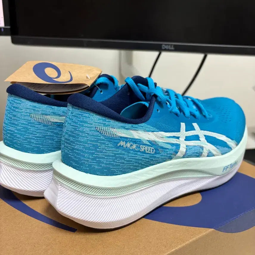 [BUNJANG] Asics Magic Speed 4 Aqua Soothing Sea 270 Running Shoes / 아식스 매직스피드4 아쿠아 수딩씨 270 미사용