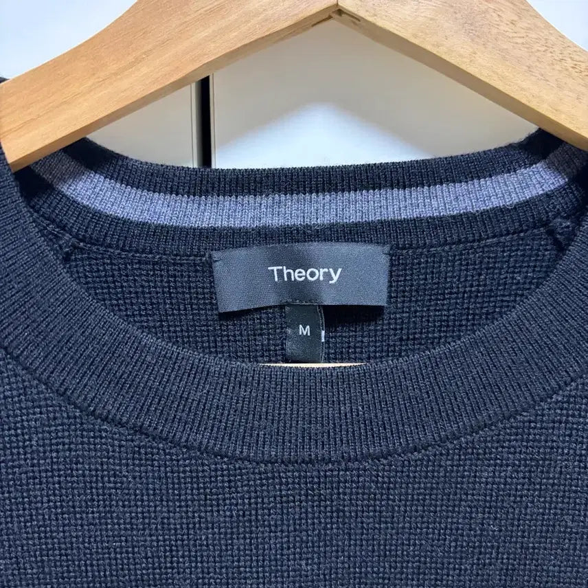 [BUNJANG] Theory Knit Black / (M)띠어리 자고 니트 블랙