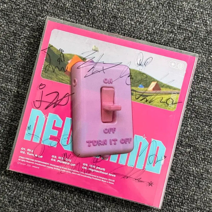 [BUNJANG] NINE.i Signed Album Sealed / NINE.I 나인아이 친필 싸인 앨범 미개봉 판매합니다.