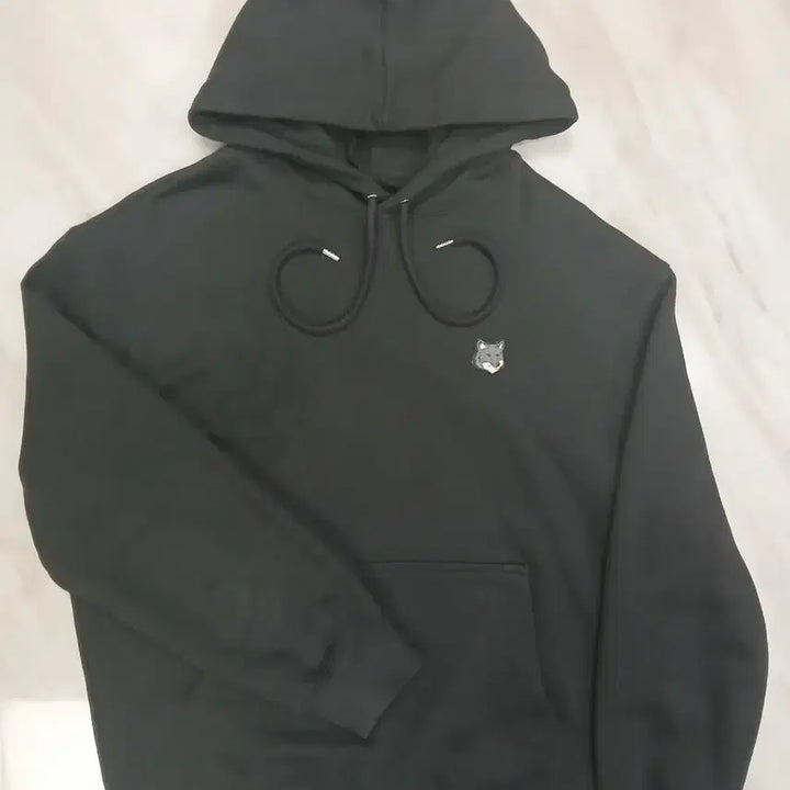 [BUNJANG] Maison Kitsune Silver Fox Hoodie (Size L) / [신형 최고급] 메종키츠네 남성 여성공용 실버폭스 후드티 L 사이즈