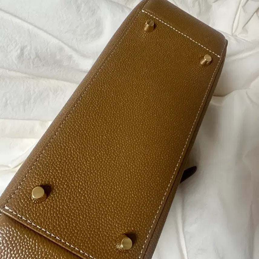 [BUNJANG] Diobten Tilt Bag - Camel M Crossbody Bag / 디옵튼 틸트백-카멜M