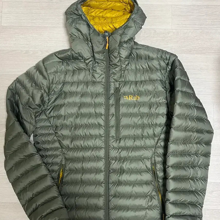[BUNJANG] Rab Microlight Alpine Light Khaki Jacket / Rab 마이크로라이트 알파인 라이트카키 M