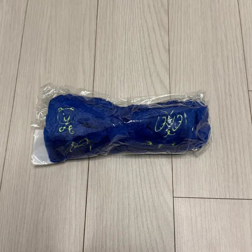 [BUNJANG] PLAVE Signed Headband (Sealed) / 플레이브 메디힐 싸인 머리띠 (미개봉)