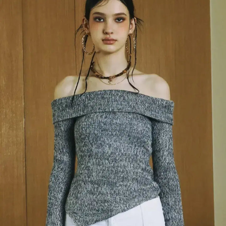 [BUNJANG] Setsetset Off-shoulder Top / setsetset 쎄쎄쎄 오프숄더