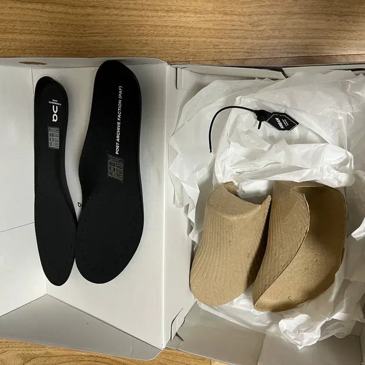 [BUNJANG] On-Running Papyrus Hyper Black 275 / [275] 온러닝 파프 하이퍼 블랙