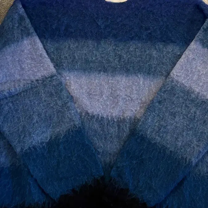 [BUNJANG] VIVASTUDIO Gradient Knit M / 비바스튜디유 니트 M