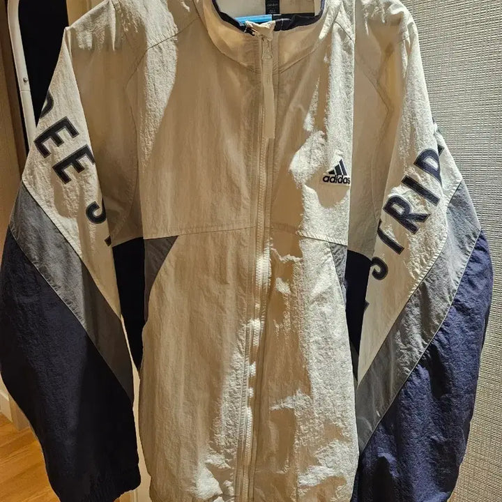 [BUNJANG] Adidas Tricolor Windbreaker Jacket / 아디다스 삼선 바람막이 자켓 크림 네이비