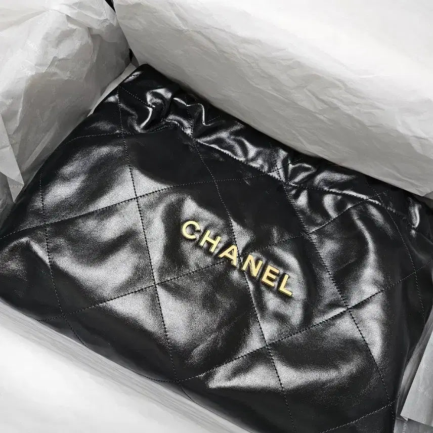 [BUNJANG] Chanel 22 Bag New Size / 24C 샤넬 22백 뉴사이즈 금장
