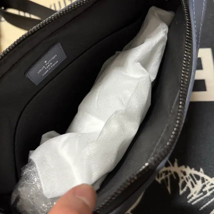 [BUNJANG] Louis Vuitton Monogram Shadow Duo Messenger Bag Blue / 루이비통 모노그램 쉐도우 듀오 메신저백 블루