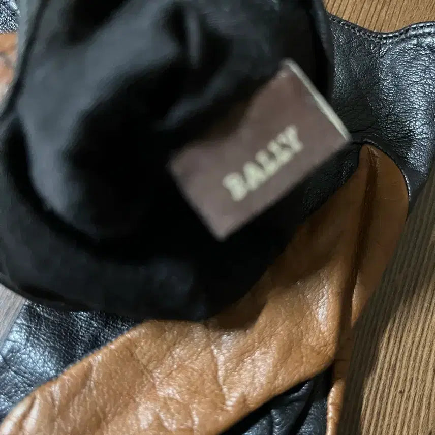 [BUNJANG] Bally Leather Gloves (S~M) / Bally 가죽 장갑((S~M)