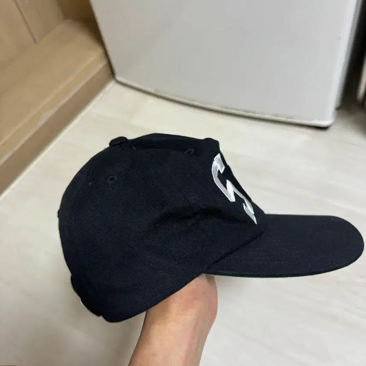 [BUNJANG] Stussy Arch Strapback Cap Black / 스투시 스투 아치 스트랩백 캡 블랙 팔아요
