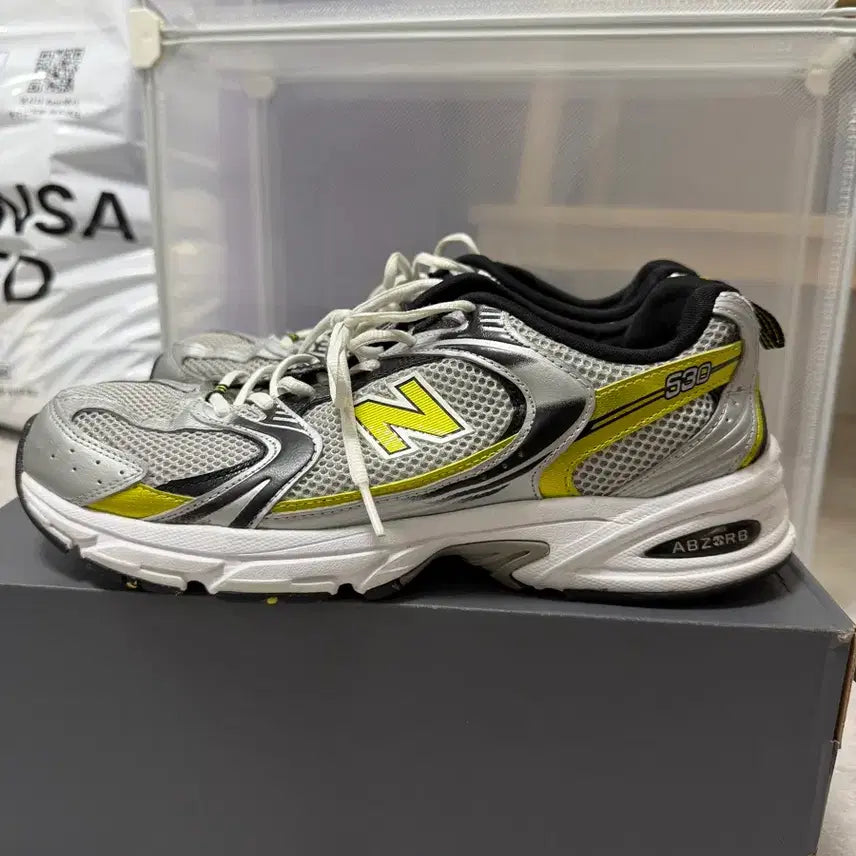[BUNJANG] New Balance 530 Silver/Yellow Sneakers / 뉴발란스 530 실버/옐로우 운동화 275