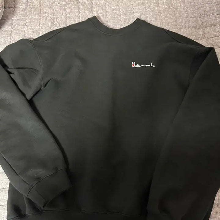 [BUNJANG] Vetements Champion Parody Sweatshirt / [S] 베트멍 챔피언 패러디 스웻셔츠