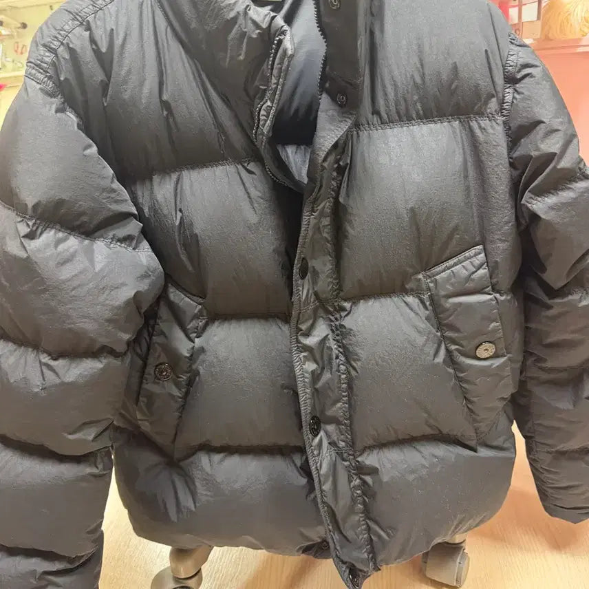 [BUNJANG] Stone Island Crinkle Reps Padded Jacket Black S / 25fw 스톤아일랜드 크링클랩스 패딩 블랙 S