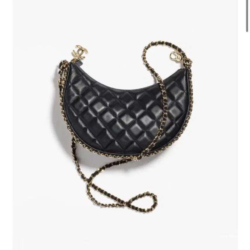 [BUNJANG] Black Chanel Half-Moon Bag (Jennie Worn) / 샤넬 반달백 블랙 (제니착용)