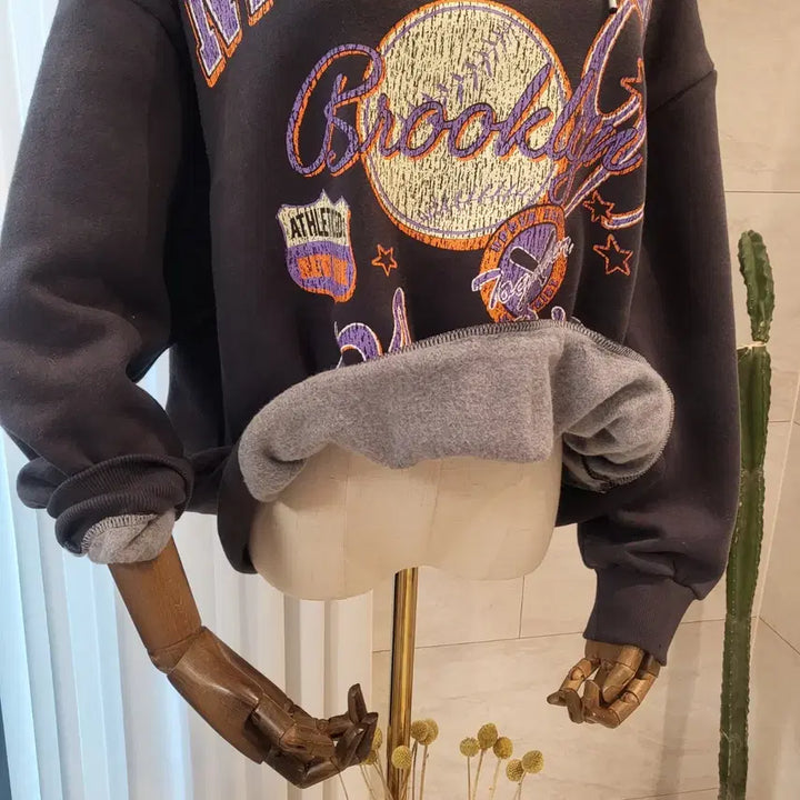 [BUNJANG] NYC Champ Brooklyn Fleece Hoodie / NYC 챔프 브루클린 기모 후드티