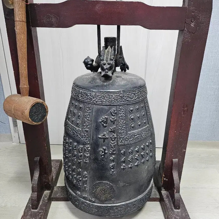 [BUNJANG] Old Temple Bell / 스님병중이라위탁하신오래된종입니다