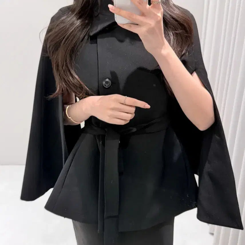 [BUNJANG] Double J Black Cape Coat / 새상품 봄 케이트 코트