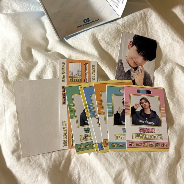 [SOLD OUT] 보넥도 디액션 위버스 버전