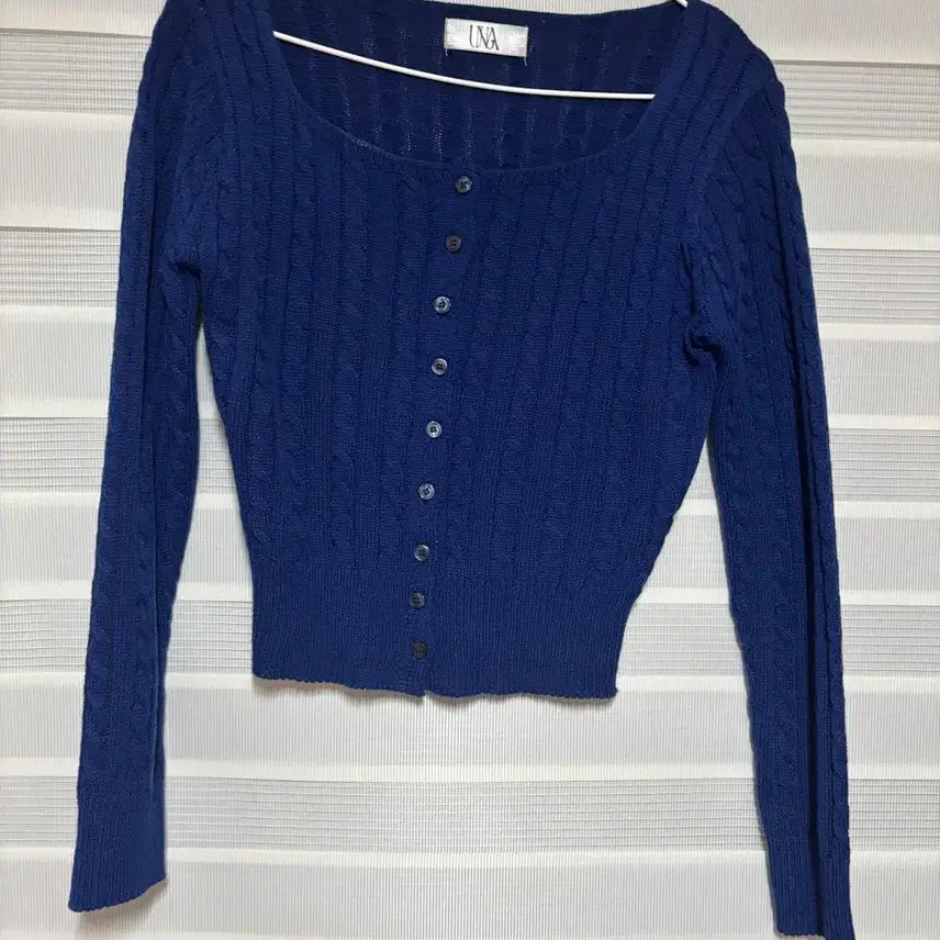 [BUNJANG] Assorted Knitwear and Tops / 옷장 정리 옷정리 옷 모음 니트 가디건