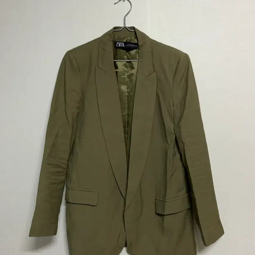 [BUNJANG] ZARA Khaki Blazer Jacket (Size S) / 자라 zara 카키색 블레이저 자켓 S사이즈