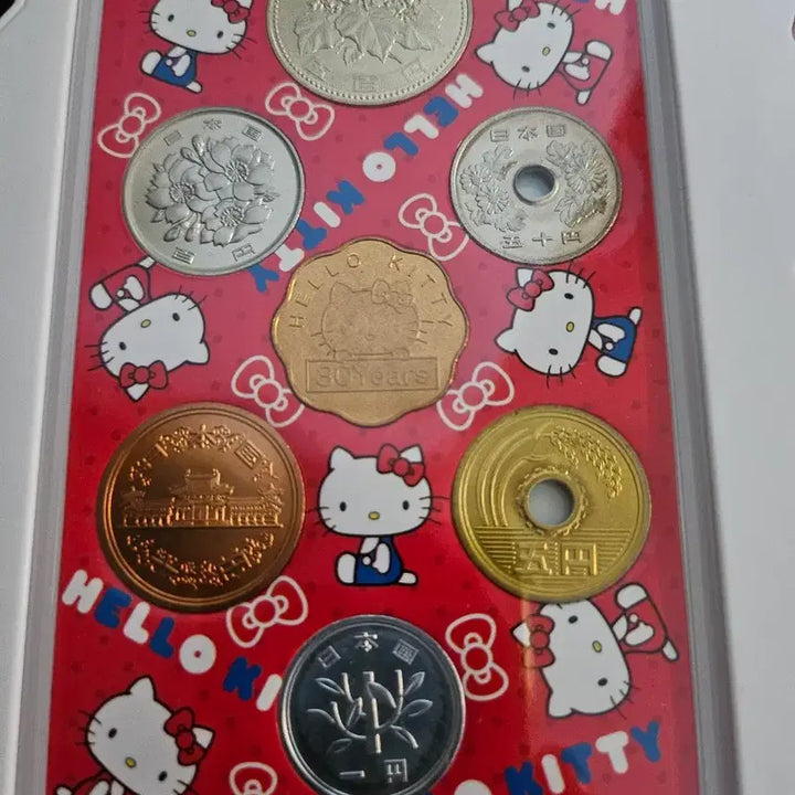 [BUNJANG] Hello Kitty 50th Anniversary Commemorative Medal Set / 헬로키티 50주년 기념 주화 메달  2종세트