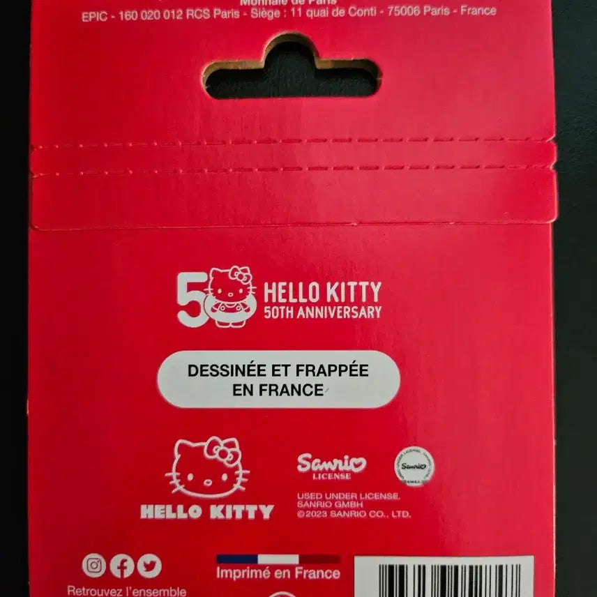 [BUNJANG] Hello Kitty 50th Anniversary Commemorative Medal Set / 헬로키티 50주년 기념 주화 메달  2종세트