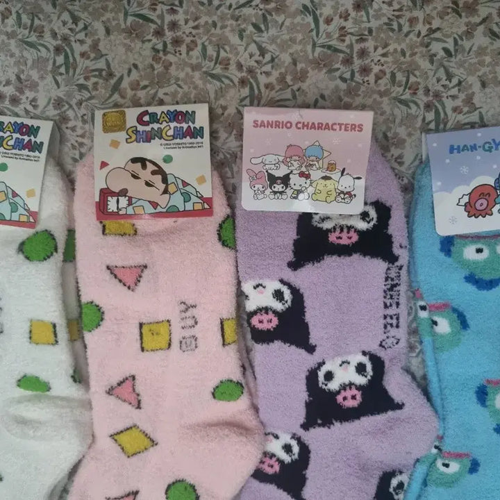 [BUNJANG] Sanrio Crayon Shin-chan Kuromi Hangyodon Socks / 새상품) 산리오 짱구는못말려 쿠로미 한교동 짱구 수면양말 양말 패션양말