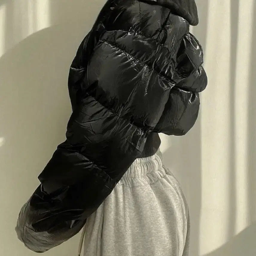 [BUNJANG] Real Glossy Cropped Padded Jacket / 리얼 글로시 광택 크롭 패딩