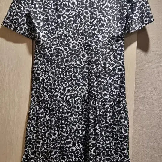 [SOLD OUT] 플라워 패턴 반팔 롱 원피스
