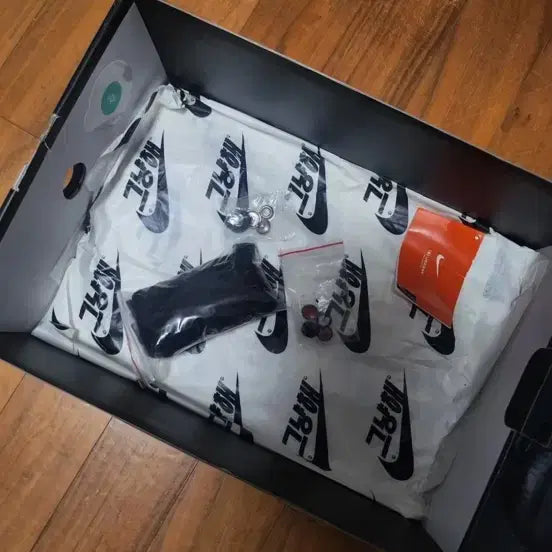 [BUNJANG] Nike x Peaceminusone Air Force 1 Low Paranoise Sneakers / [295] 나이키 x 피스마이너스원 에어포스 1 로우 파라노이즈