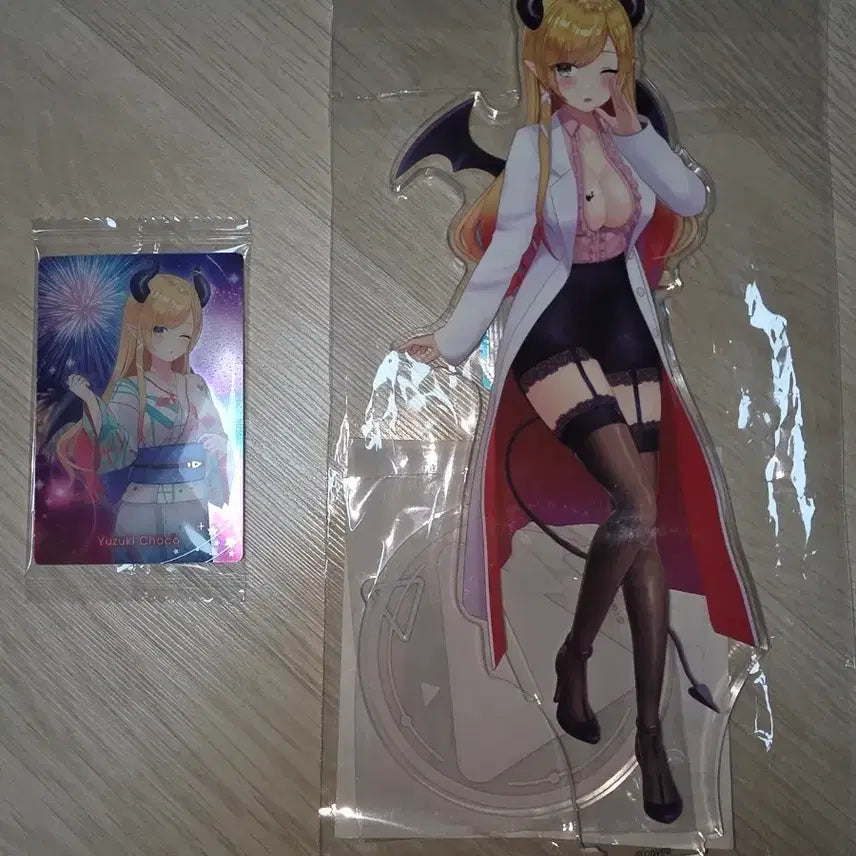 [BUNJANG] Hololive Yuzuki Choco Acrylic Stand + Photocard / 홀로라이브 유즈키 초코 아크릴 스탠드 + 포토카드