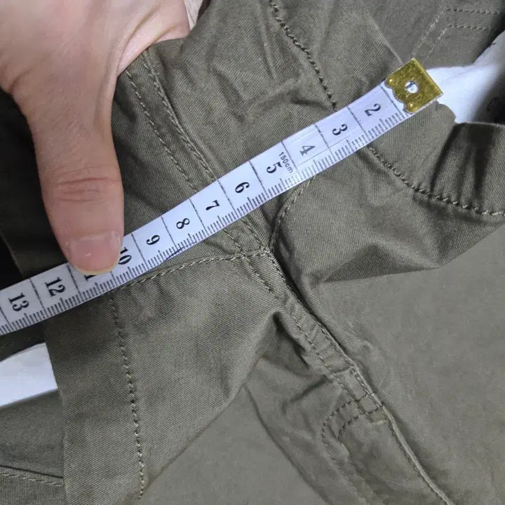 [BUNJANG] Guess Jean Shorts / 게스 진 면스판 반바지 숏팬츠  진카키색